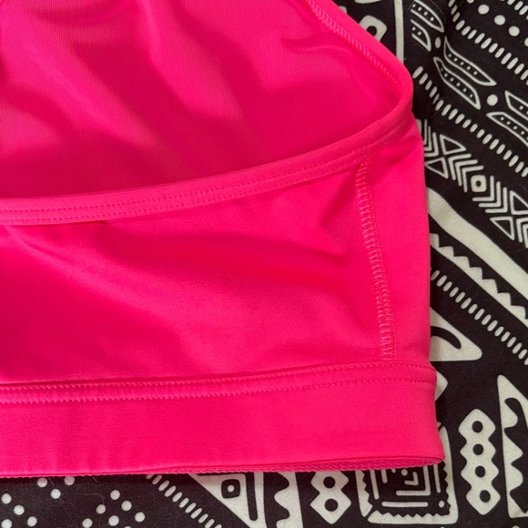 Victoria’s Secret Pink the show off Strappy Women's Sports Bra - Picture 5 of 6